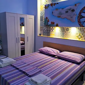 https://la-loggia-34.palermohotels.org