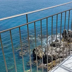 Franco's Cefalù